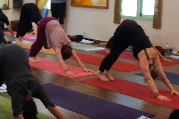 Corporate-Yoga Corporate-Yoga